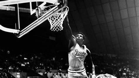 Legends profile: Spencer Haywood | NBA.com
