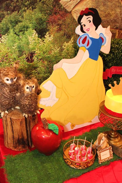 Snow White Birthday Party Ideas Photo 6 Of 13 Catch My Party