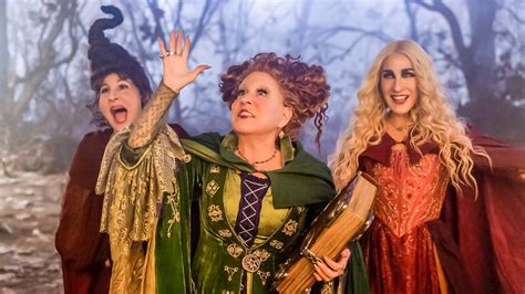 Hocus Pocus 2 Review Charming But Lacking Toms Guide