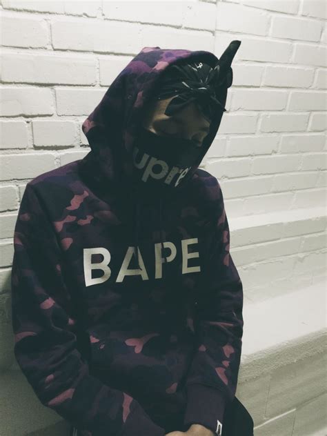 Strange lost the title of sorcerer supreme in issues #48. Bape/Supreme. Dot, VA Submitted by: anthraxpapi.tumblr.com ...
