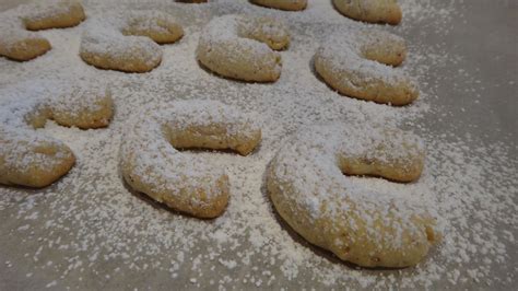 The queen of the holiday season is paw. Top 21 Croatian Christmas Cookies - Most Popular Ideas of All Time