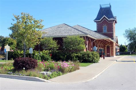 Collingwood, william collingwood, william gersham collingwood (en); Collingwood Station Museum & Cenotaph - Envision Tatham