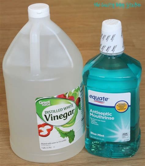 Listerine Foot Soak 14 C Vinegar 14 C Mouthwash 14 C Epsom