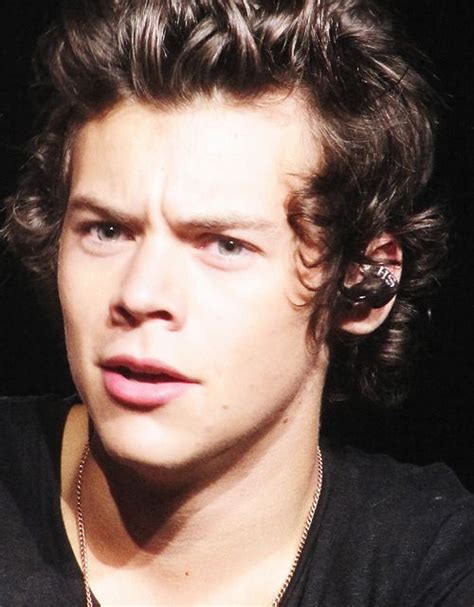 pin by melissa williams on he never goes out of style harry styles confused face harry