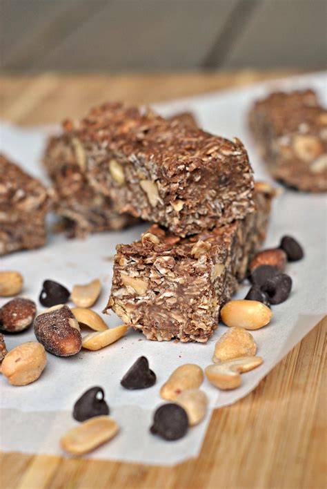 Add the nuts and remaining vanilla. Best Ever Chocolate Oat No-Bake Bars - Prevention RD