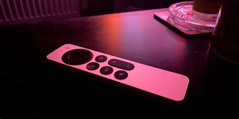 Review The New Apple Tv Remote Makes Everyone Happy 9to5mac