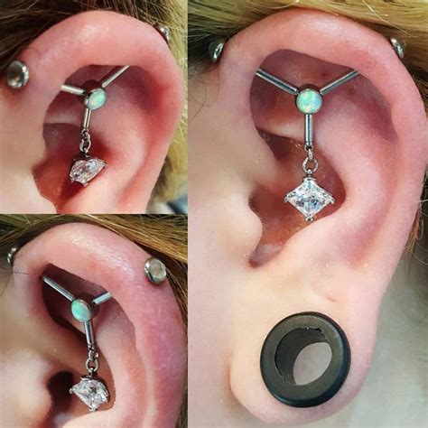 Pin På Ear Piercings And Jewellery