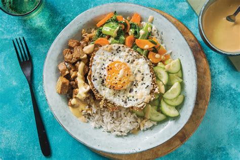 Asian Beef And Sesame Garlic Rice Bowl Recipe Hellofresh