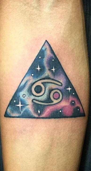 Cancer is the fourth sign of the zodiac, which is expressed symbolically as a pair of spirals to convey the direction of the movement of the sun. 85 Unique Cancer Zodiac Tattoos to Compliment Your Body ...