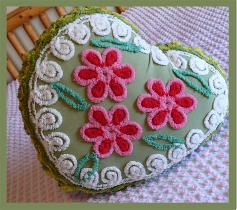 Green And Pink Daisy Heart Shape Vintage Chenille Pillow Chenille Crafts Chenille Pillow