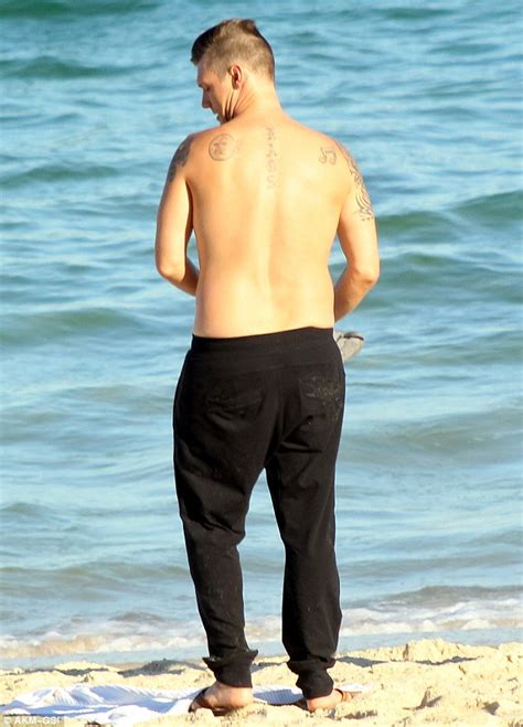 Backstreet Boy Nick Carter Pictured Shirtless As He Hits Beach In Rio