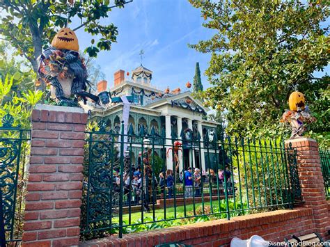 Photos And Videos See How The Haunted Mansion Has Changed In Disneyland