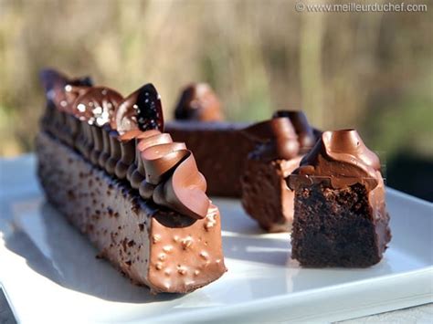 © gâteaux de voyage all rights reserved. Cake de voyage au chocolat | Recette | Gâteau de voyage, Chocolat gianduja, Gâteaux ...