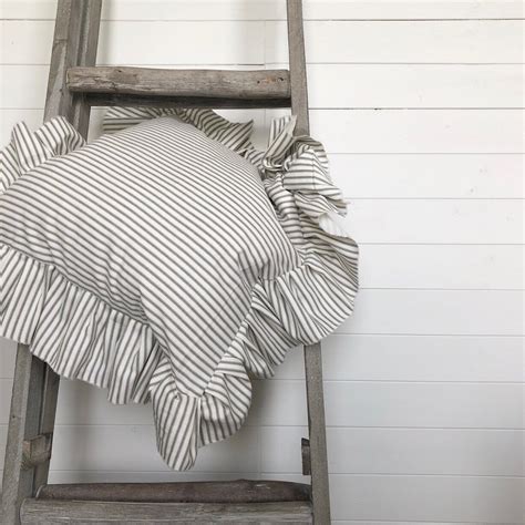 From our comfiest floor pillows and cushions, to colorful, convertible sofas and plush sectionals, to dining and lounge chairs, we have everything you need. Farmhouse Ruffle Hem Pillow - Floor Cushion - Bench ...