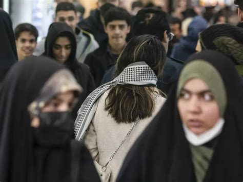 شاخص وضعیت زنان؛ افغانستان بدترین کشور برای زنان و ایران در در رده ۱۴۰ جهان ایران اینترنشنال