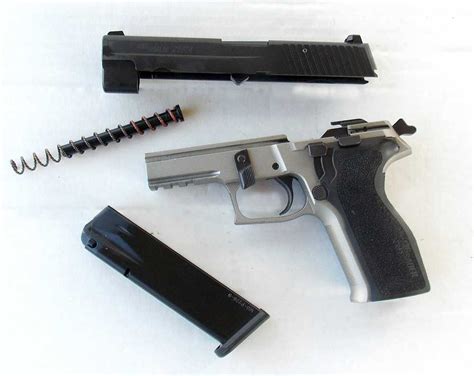 Sig P226 — 9mm Small Grip Short Trigger Mod
