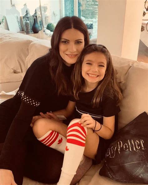Laura Pausini Sua Figlia Paola Ha 8 Anni Ed è Identica A Lei Foto Donnapop