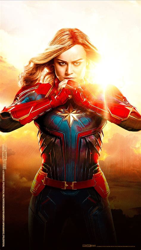 Follow the vibe and change your wallpaper every day! Captain Marvel 2019 Poster Movie | Marvel vingadores, Capitã marvel filme, Heróis marvel