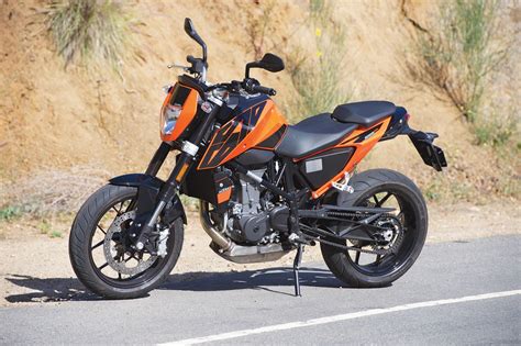 2016 Ktm 690 Duke Review Singular Feeling