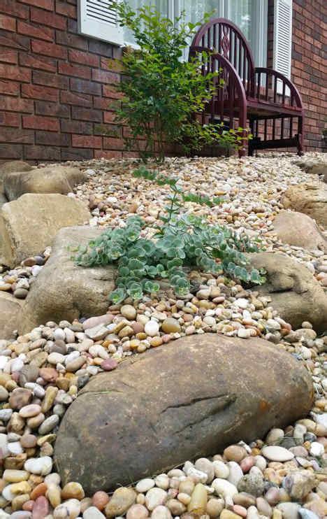 Top 10 Tips For Using Boulders To Improve Your Landscape Design