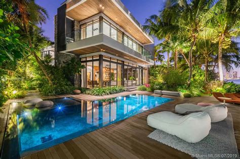 10 Luxury Mansions For Sale In Miami Beach Over 15 Million