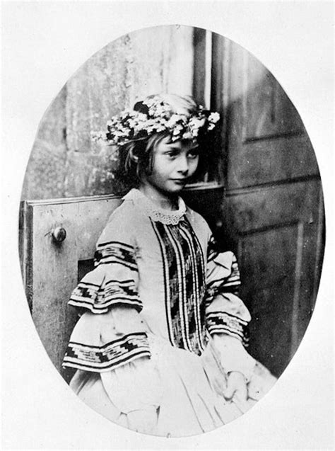 Alice Liddell Photos By Lewis Carroll Show Alice In Wonderland Inspiration
