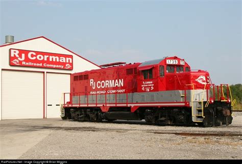 Railpicturesnet Photo Rjc 1739 Rj Corman Railroads Emd Gp16 At