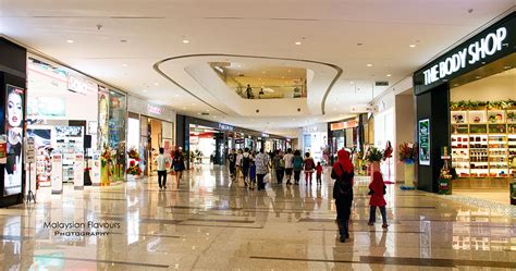 Sunway velocity mall is situated nearby to taman miharja, close to dzi kingdom. Sunway Velocity Mall Cheras KL Shopping Experience ...