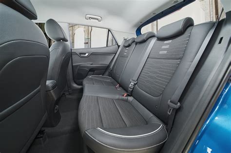 Kia Stonic Boot Space Size Luggage Capacity And Cargo Volume Carsguide