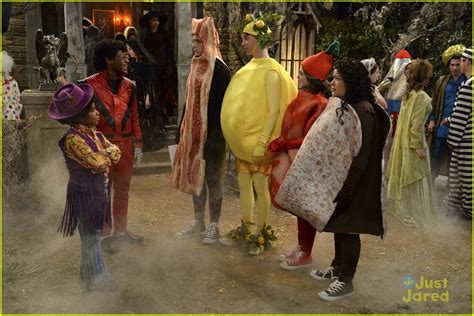 Will Austin Ally Trish Or Dez Have The Best Scary Story This Year On