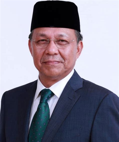 Pesuruhjaya sumpah malaysia commissioner for oaths, malaysia gelang patah, johor. Barisan Exco Johor dijangka angkat sumpah esok
