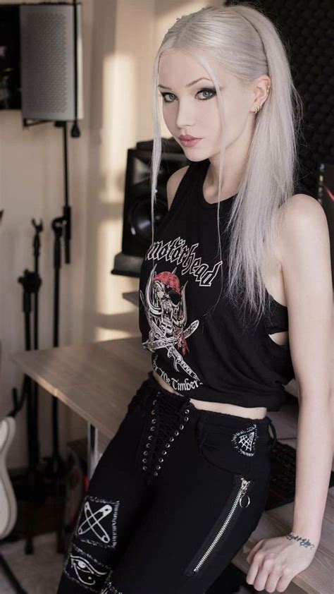 Pin By Jmcdaniel On Dark Girl Blonde Goth Hot Goth Girls Gothic Outfits