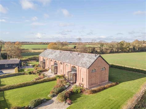 Barns etc is the specialist website for the buying and selling of barn conversions, unconverted barns, church conversions, and equestrian properties. Barn Conversions For Sale In Sussex - modern house