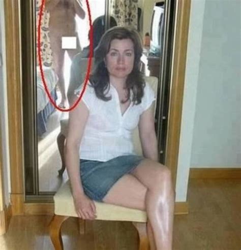 Photos Selfie Reflection Fails That Will Make You Double