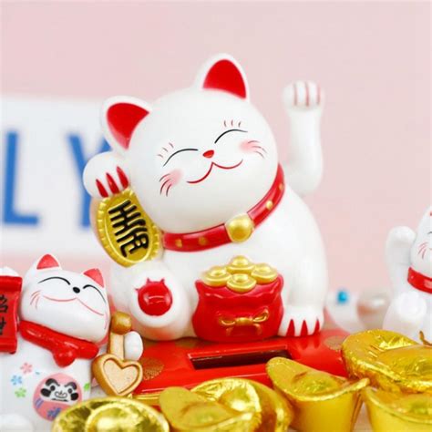 Solar Powered Maneki Neko Lucky Cat Fortune Welcoming Waving Arm Paw Up Lazy Lying Wealth