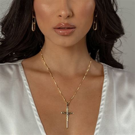 Stunning Gold Crucifix Cross Necklace Minimalist Cross Etsy