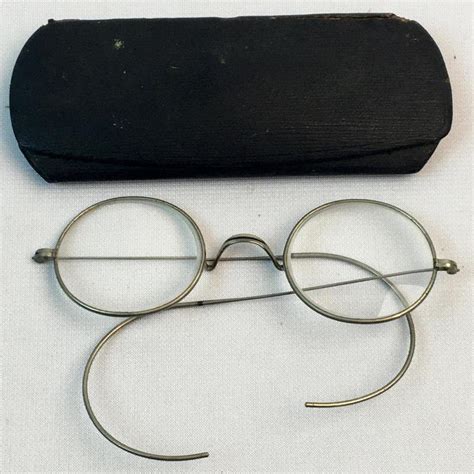 Lot Antique C 1920 Victory Reading Glasses Spectacles In Original John Wanamaker Case