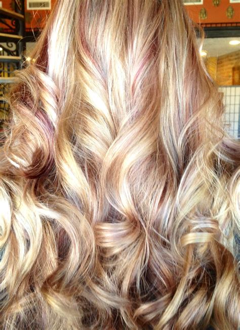 Consider asking your stylist to follow the example shown at this photo. Blonde wth red and brown lowlights | Blonde hair with ...