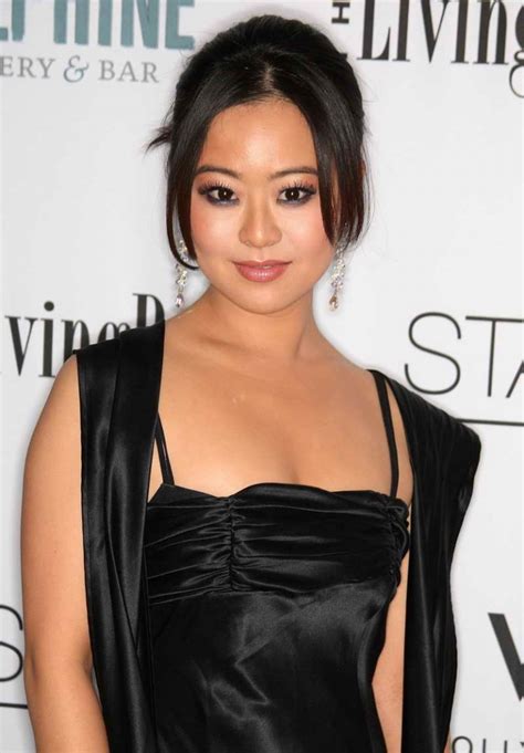 Julia Ling Height And Weight Celebrity Weight