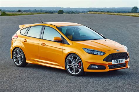 2015 Ford Focus ST priced from £22,195 - petrol or diesel | Motoring Research