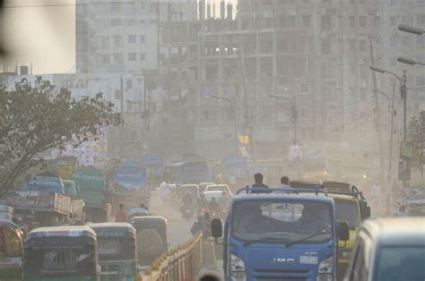 report air pollution may decrease life expectancy in bangladesh southeast asia — benarnews