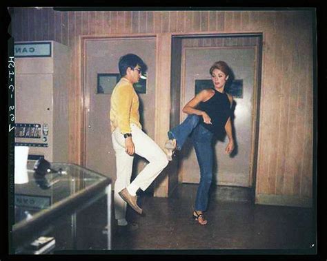 ♡♥bruce Lee With Sharon Tate Click On Pic To See A Larger Pic♥♡ Bruce Lee Photos Sharon