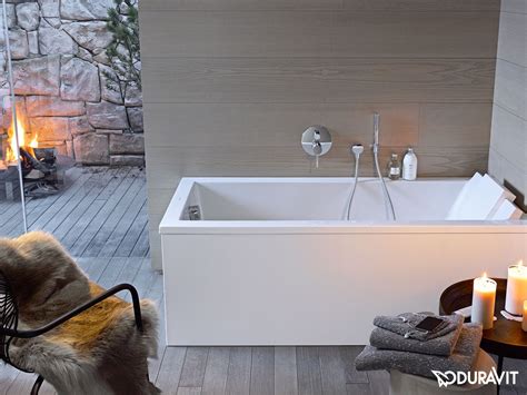 Bathtub with a rectangular basic and internal shape. Duravit Starck Rechteck-Badewanne - 700336000000000 ...