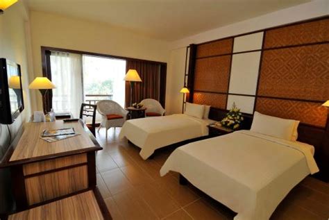 Featured amenities include a business center, complimentary newspapers in the lobby, and dry cleaning/laundry services. Deluxe Sea View Twin Room at Swiss-Garden Damai Laut ...