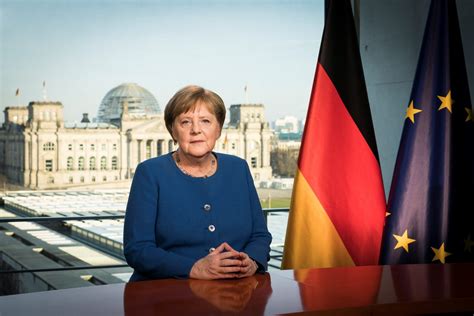 Angela Merkel Droht Mit Ausgangssperre In Deutschalnd Indirekt