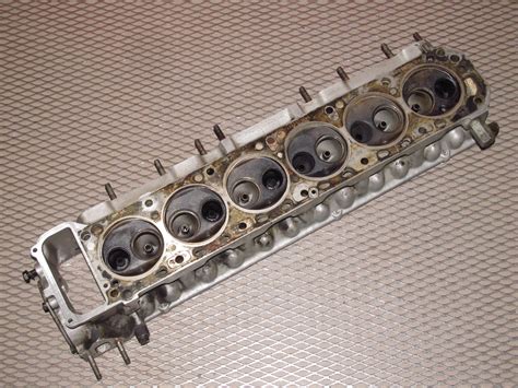72 73 Datsun 240z Oem 24l E88 Engine Cylinder Head