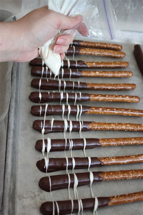 5m Creations Chocolate Dipped Pretzel Rods