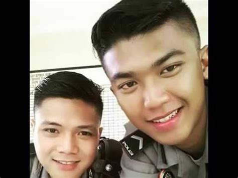 Dia meng upload sebuah foto candid seorang polisi berwajah ganteng disertai tulisan 'siapa yang mau ditangkap sama polisi ini'. Polisi Ganteng Instagram - YouTube