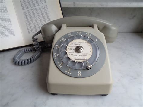 Téléphone Vintage Socotel à Cadran De 1975 Ancien Téléphone Etsy