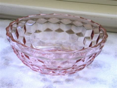 Antique Vintage Depression Glass Honeycomb Pink Serving Bowl In Vgc Ebay